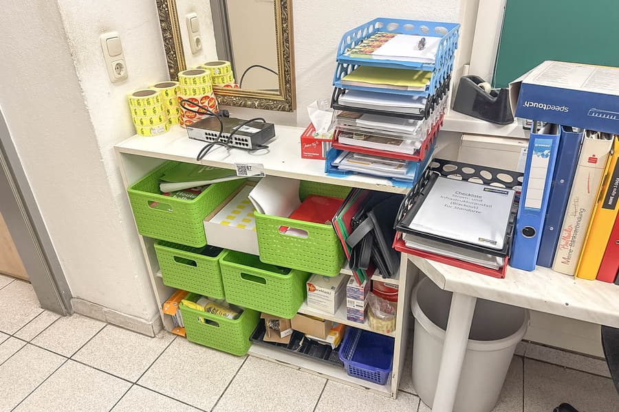 Regalinhalt: Bürobedarf